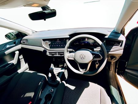 2026-Volkswagen-Polo-10-TSI_9
