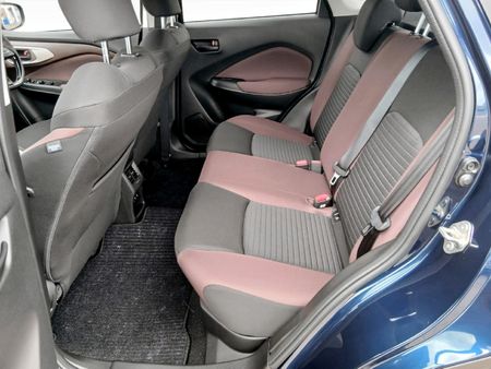 2026-Suzuki-Fronx-15-GL_10