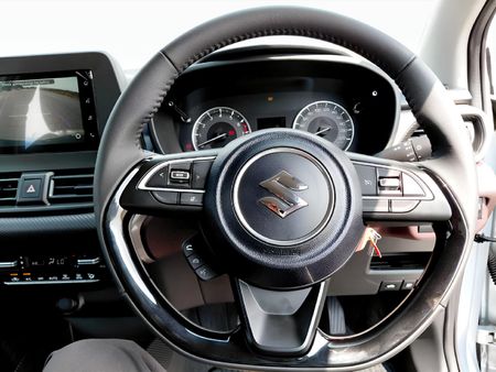 2026-Suzuki-Fronx-15-GL_14