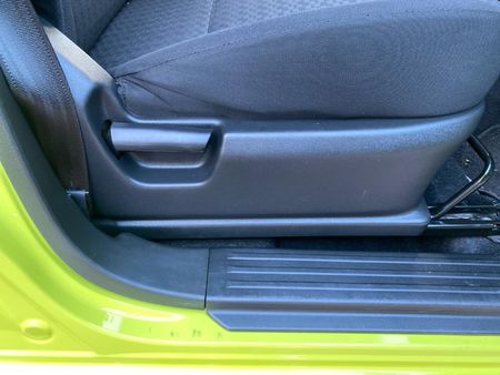 2024-Suzuki-Jimny-15-GLX-AllGrip-5-Door_16