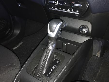 2025-Toyota-Starlet-15-XS-Auto_12