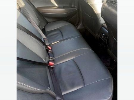 2025-Toyota-Corolla-Cross-18-XS_12