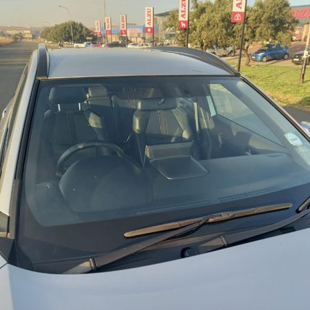 2025-Toyota-Corolla-Cross-18-XS_6