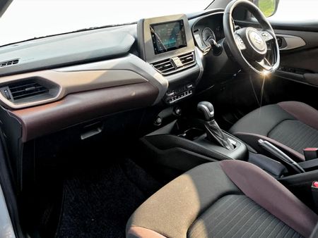 2025-Suzuki-Fronx-15-GL-Auto_6