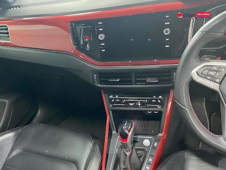 2025-Volkswagen-Polo-20-GTI-Auto-147kW_10