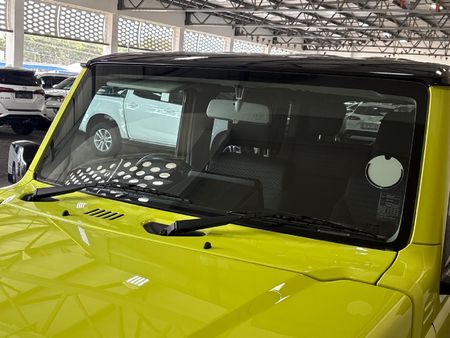 2023-Suzuki-Jimny-15-GLX-AllGrip-5-Door_13