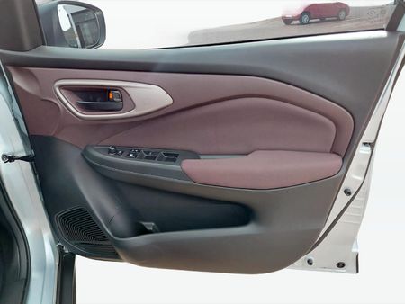 2026-Suzuki-Fronx-15-GL_15