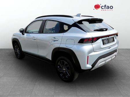 2026-Suzuki-Fronx-15-GL_8