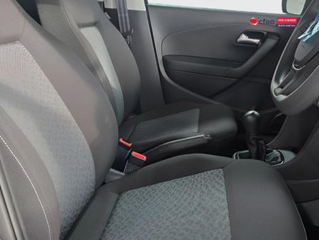 2026-Volkswagen-Polo-Vivo-14_9