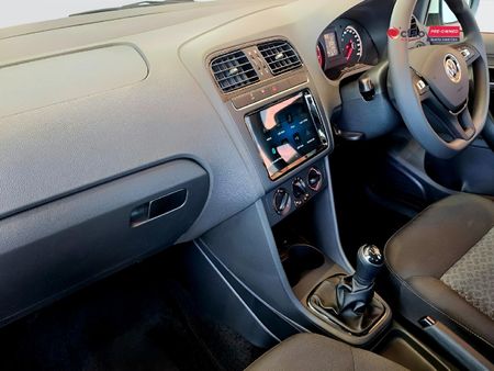 2026-Volkswagen-Polo-Vivo-16-Life_12