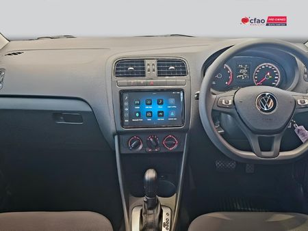 2026-Volkswagen-Polo-Vivo-16-Life_11