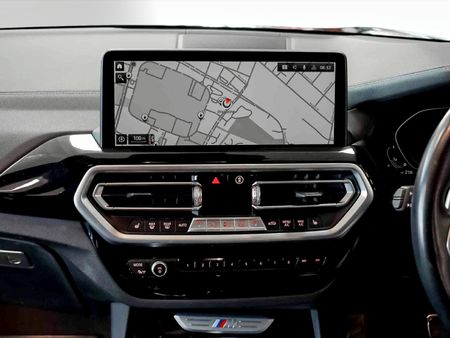 2022-BMW-X3-M40i_13