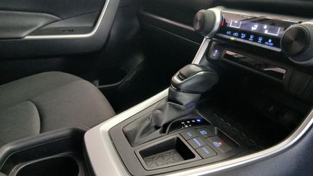 2026-Toyota-RAV4-20-GX-Auto_13