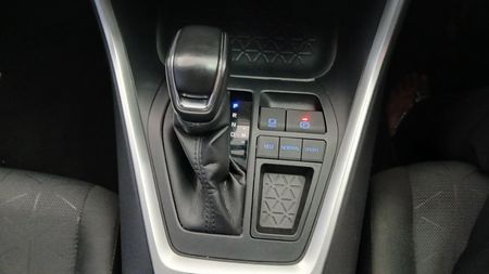 2026-Toyota-RAV4-20-GX-Auto_22