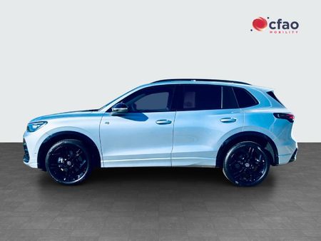 2026-Volkswagen-Tiguan-14TSI-R-Line_3