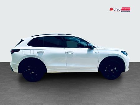 2026-Volkswagen-Tiguan-14TSI-R-Line_6