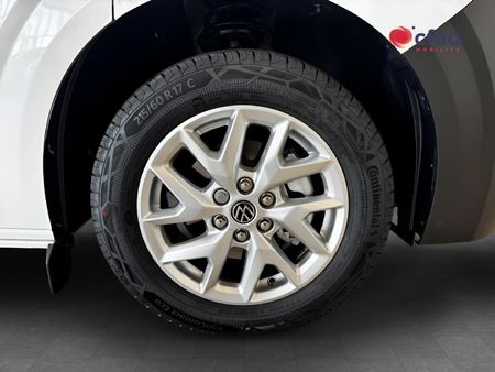 2026-Volkswagen-Transporter-Crew-Bus-20TDI-Auto-4M-125kW-5-Seat_9