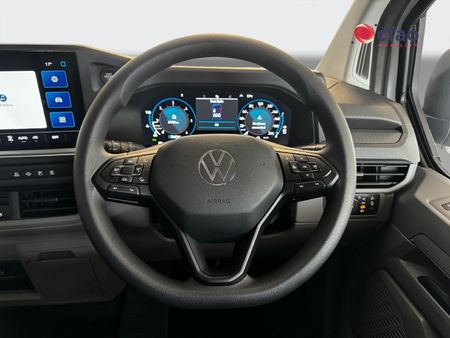 2026-Volkswagen-Transporter-Crew-Bus-20TDI-Auto-4M-125kW-5-Seat_15
