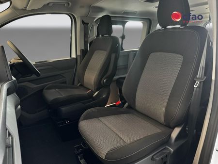2026-Volkswagen-Transporter-Crew-Bus-20TDI-Auto-4M-125kW-5-Seat_18