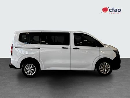 2026-Volkswagen-Transporter-Crew-Bus-20TDI-Auto-4M-125kW-5-Seat_3