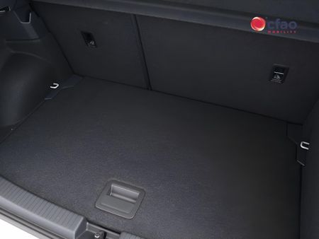 2026-Volkswagen-T-Cross-10-TSI-R-Line-Auto_9