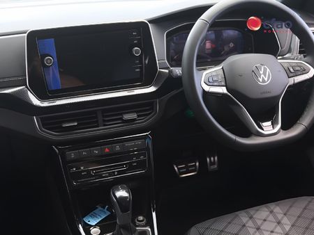 2026-Volkswagen-T-Cross-10-TSI-R-Line-Auto_15