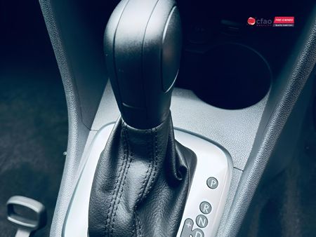 2026-Volkswagen-Polo-Vivo-16-Life_8