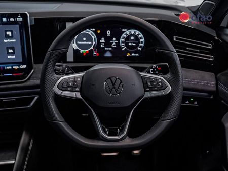 2026-Volkswagen-Tiguan-20-TSI-R-Line-4Motion-Auto_12