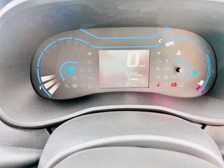 2025-Renault-Kwid-10-Techno_11