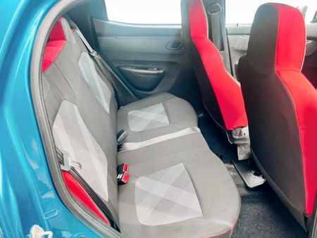 2025-Renault-Kwid-10-Techno_15