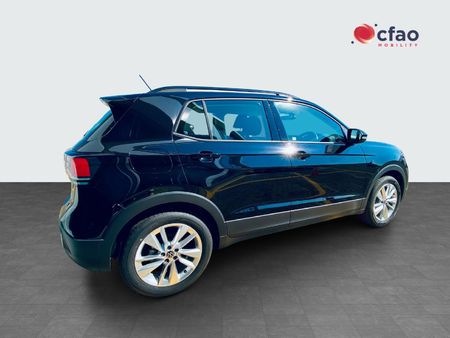 2026-Volkswagen-T-Cross-10-TSI-Life-Auto_5