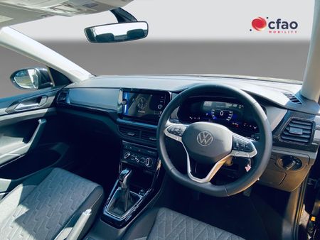 2026-Volkswagen-T-Cross-10-TSI-Life-Auto_7