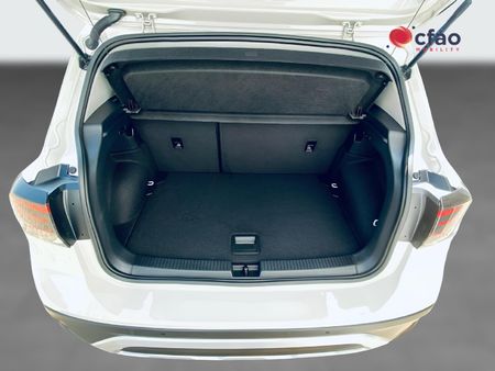 2026-Volkswagen-T-Cross-10-TSI-Life-Auto_10