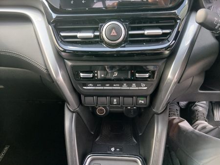 2026-Suzuki-Grand-Vitara-15-GLX-Auto_23