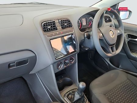 2026-Volkswagen-Polo-Vivo-14_15