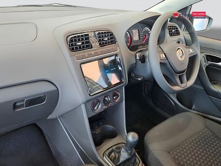 2026-Volkswagen-Polo-Vivo-14_15