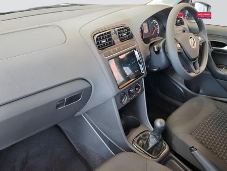 2026-Volkswagen-Polo-Vivo-14_15