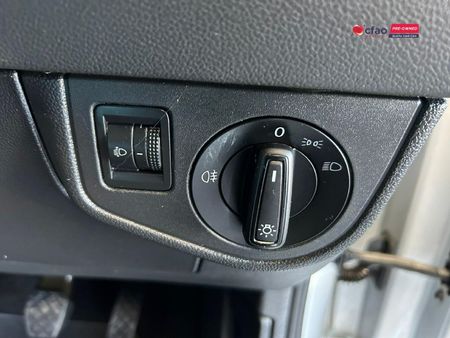 2024-Volkswagen-Polo-Vivo-14-Comfortline-5-dr_15