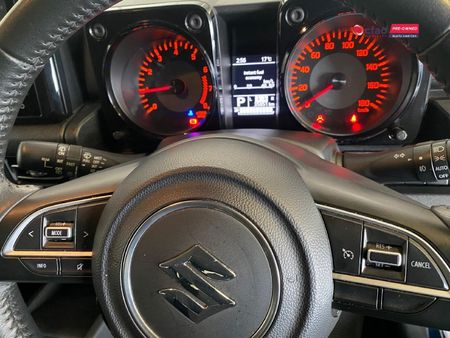 2024-Suzuki-Jimny-15-GLX-AllGrip-5-Door-Auto_11