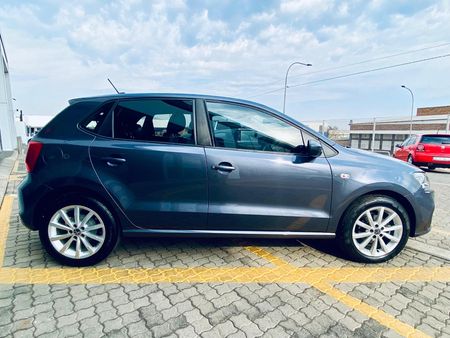 2025-Volkswagen-Polo-Vivo-16-Style_6