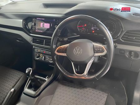 2023-Volkswagen-T-Cross-10-TSI-Comfortline_7