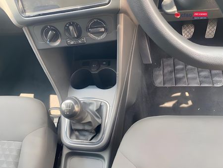 2026-Volkswagen-Polo-Vivo-14_16