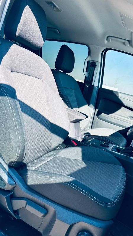 2026-Volkswagen-Amarok-20-TDI-125kW-Life-Auto-Double-Cab_10