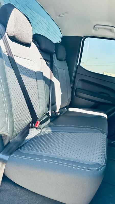 2026-Volkswagen-Amarok-20-TDI-125kW-Life-Auto-Double-Cab_11