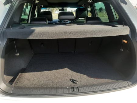 2022-Volkswagen-Tiguan-20-TSI-R-Line-4Motion-DSG-Auto-162kW_21