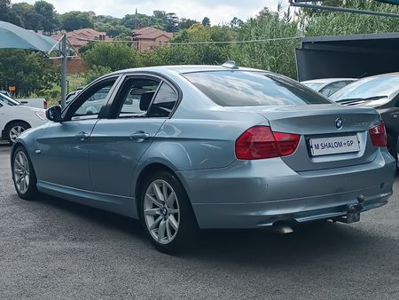 2010-BMW-3-Series-320d-Individual_5