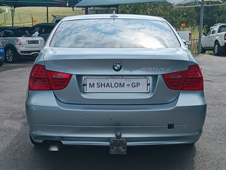 2010-BMW-3-Series-320d-Individual_6