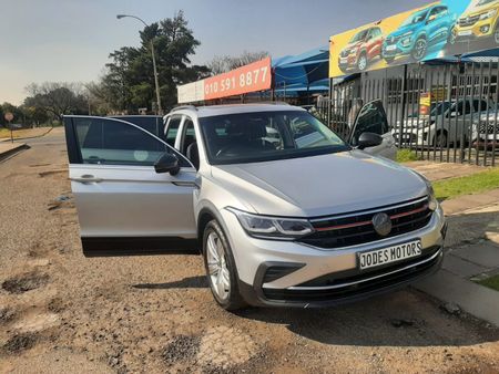 2021-Volkswagen-Tiguan-14-TSI-Comfortline-Auto-110kW_9