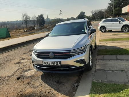 2021-Volkswagen-Tiguan-14-TSI-Comfortline-Auto-110kW_22