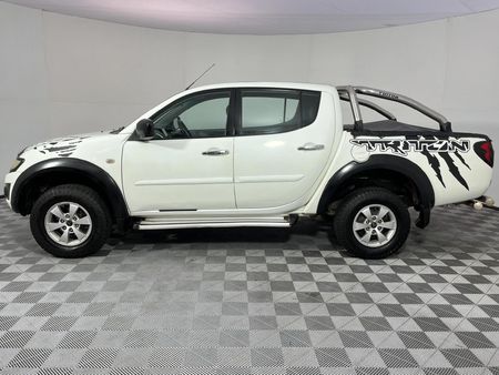 2012-Mitsubishi-Triton-25-DI-D-Double-Cab_15